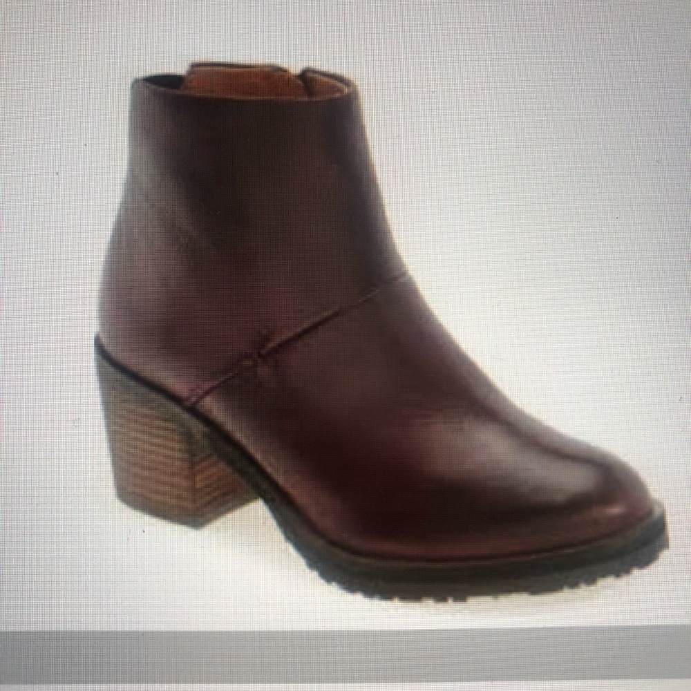 Kenneth Cole Gentle Souls Blakely Boot